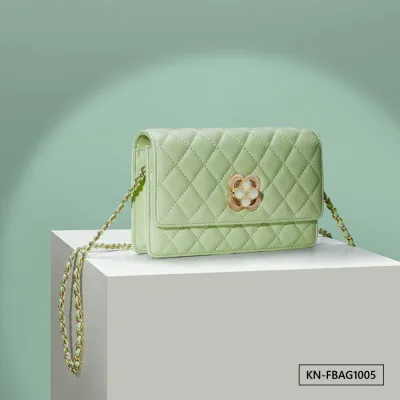 Emerald Elegance Women's Hand Bag